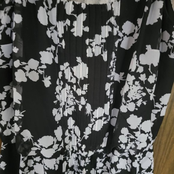 White House Black Market Summer Dress Size 2 Black and White Floral Dress - Picture 5 of 16